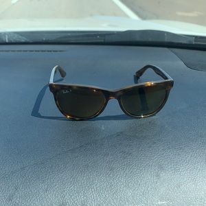 Polarized Women's Ray-Ban Sunglasses